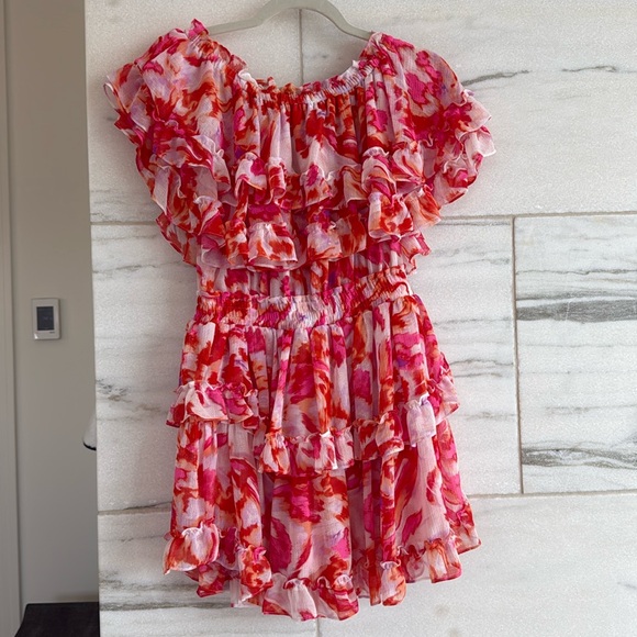 Misa | size small - Picture 1 of 3